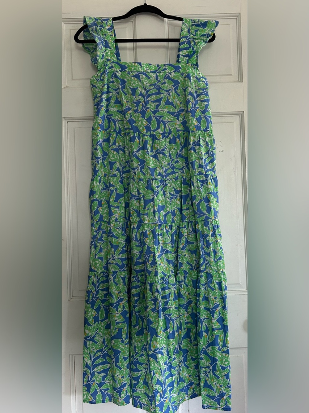 THML Green and Blue Leaf-Print Lined Maxi Dress. Pockets!! Small